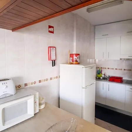 Charming In With Pool Apartman